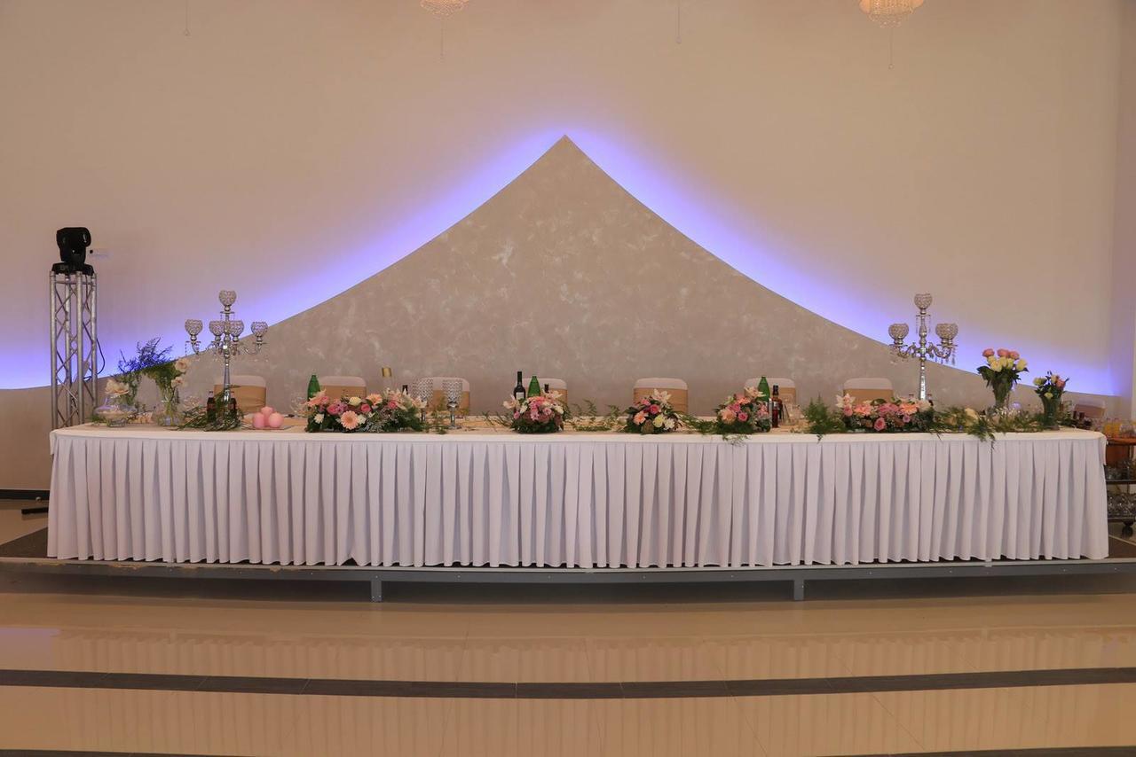 Hotel Crystal Pecinci Bagian luar foto